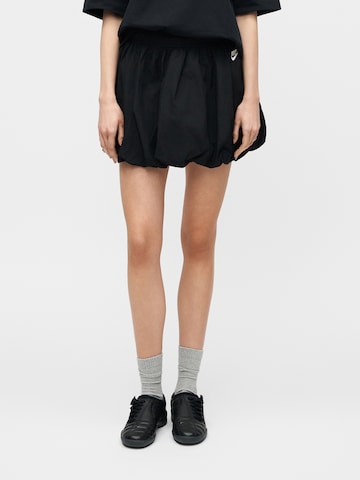 Nike Sportswear Φούστα σε μαύρο: μπροστά