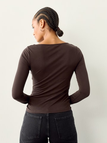 Next Majica | rjava barva