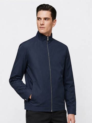 ALLTHEMEN Between-Season Jacket 'Windstille' in Blue