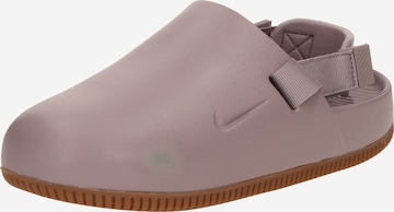 Nike Sportswear - Zuecos 'CALM' en lila: frente