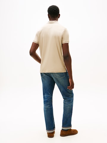 TOMMY HILFIGER - Camiseta en beige: atrás