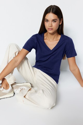 T-shirt Trendyol en bleu