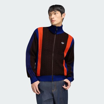 ADIDAS ORIGINALS Gebreid vest 'Club' in Bruin: voorkant