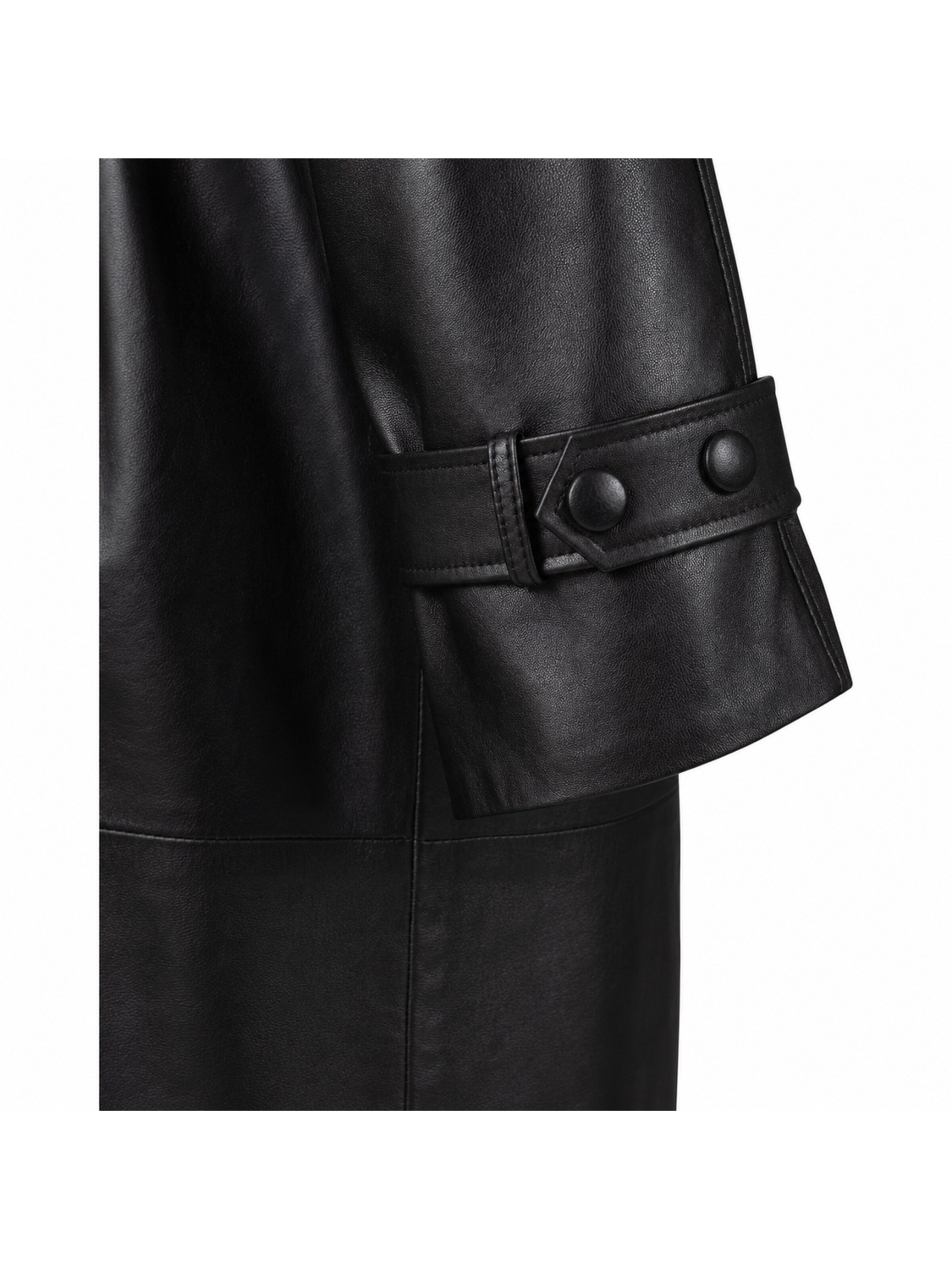 Mouflon Between-Seasons Coat in Black