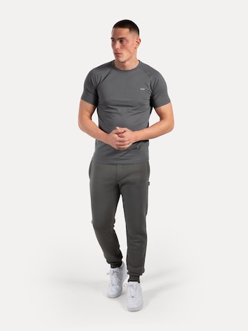 Smilodox Tapered Pants 'Thilo' in Grey