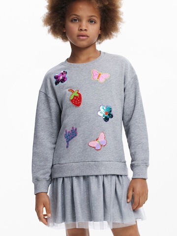 Rochie de la Desigual pe gri