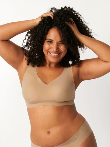 SLOGGI T-Shirt Bralette ' ZERO Feel ' in Gelb