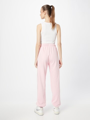 Nike Sportswear - Loosefit Pantalón en rosa