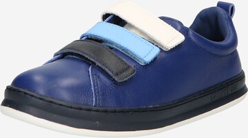 CAMPER حذاء رياضي بـ أزرق: الأمام