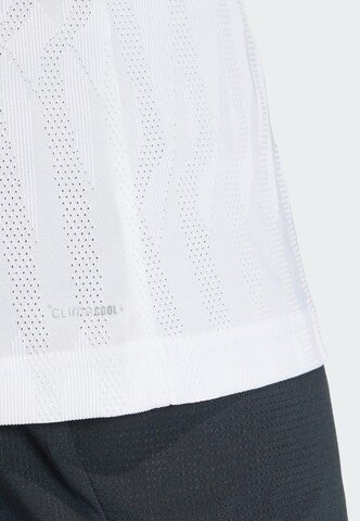 ADIDAS PERFORMANCE - Camiseta funcional 'Airchill Freelift' en blanco