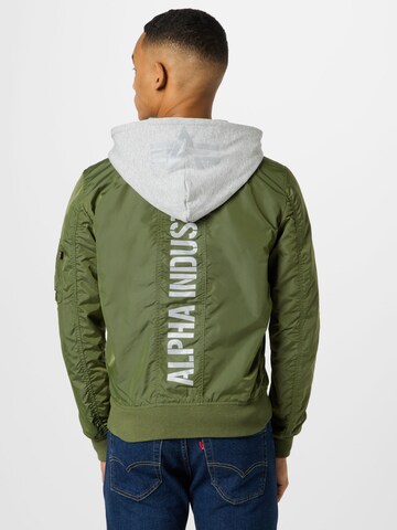 Giacca di mezza stagione di ALPHA INDUSTRIES in verde