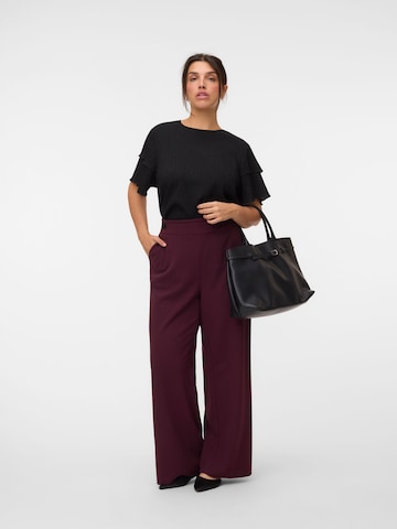 Vero Moda Curve - Pierna ancha Pantalón en rojo