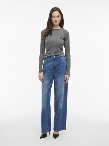 T-shirt VILA en gris