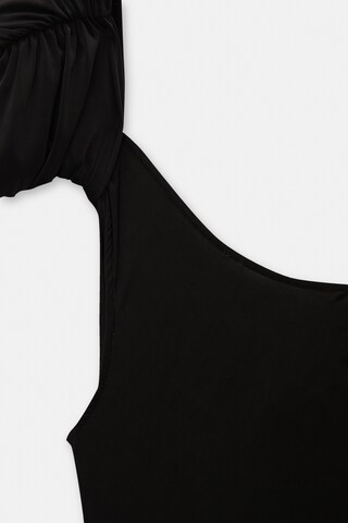 Robe Pull&Bear en noir