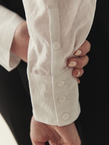 TATUUM Blúz 'NAYA' - fehér