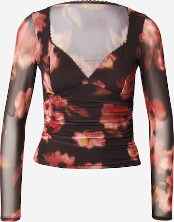 brūns Abercrombie & Fitch T-Krekls 'ZOE': no priekšpuses