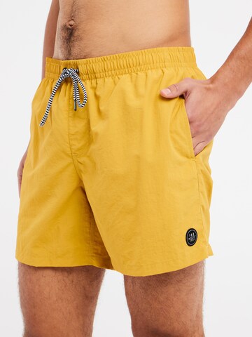 PROTEST Badeshorts 'FASTER' in Gelb