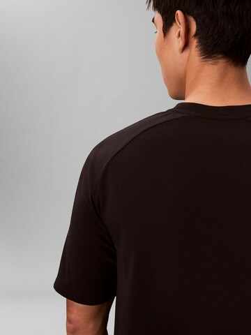 Calvin Klein Sport Performance shirt in Black