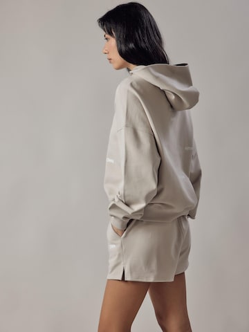 Felpa 'Cappuccio' di OWN Off With Nature in beige