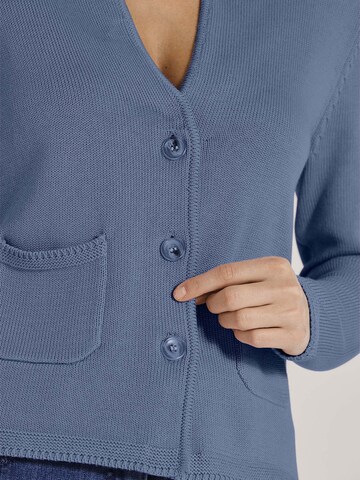 MADELEINE Strickjacke in Blau