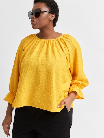 Selected Femme Curve Blouse 'Issy' in Geel