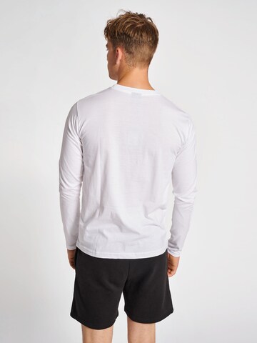T-Shirt fonctionnel Hummel en blanc