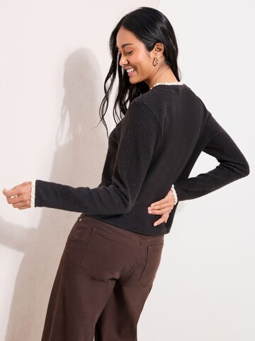 Friends Like These Kardigán - Čierna