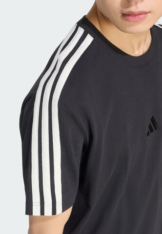 ADIDAS SPORTSWEAR - Camiseta funcional 'Kit' en negro