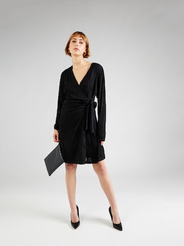 Robe 'Ramillas' Moves en noir