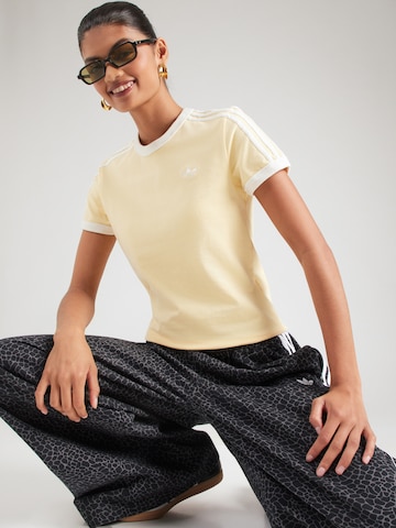 ADIDAS ORIGINALS Футболка в Желтый: спереди
