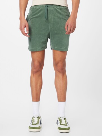 Regular Pantalon 'Essingen' DEDICATED. en vert : devant