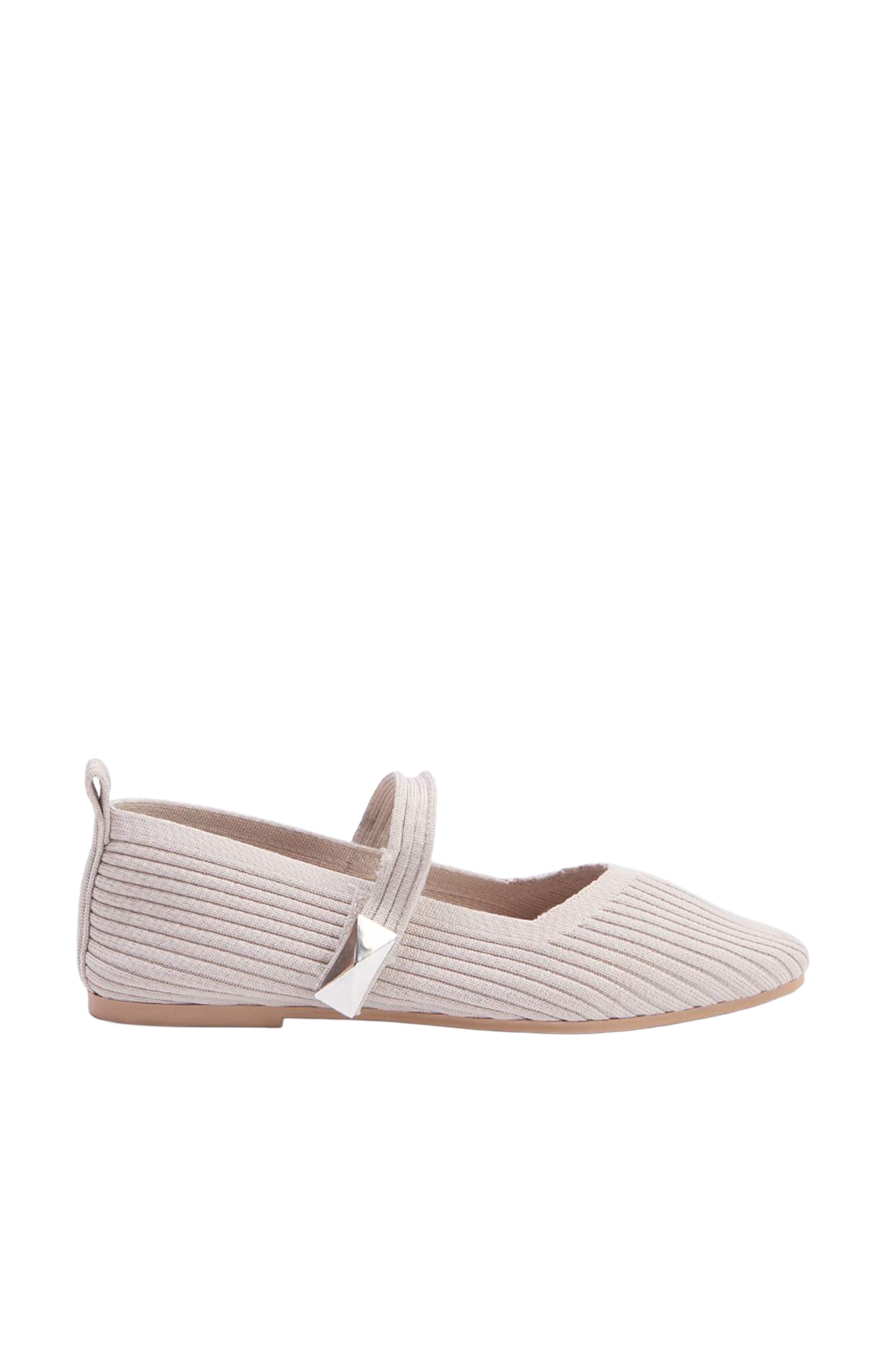 Trendyol - Bailarinas con hebilla en beige: frente