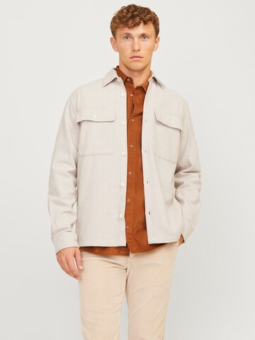 JACK & JONES Regular fit Átmeneti dzseki 'JPRRaymond' - bézs: elől