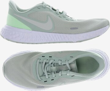 NIKE Sneakers & Trainers in 39 in Green: front