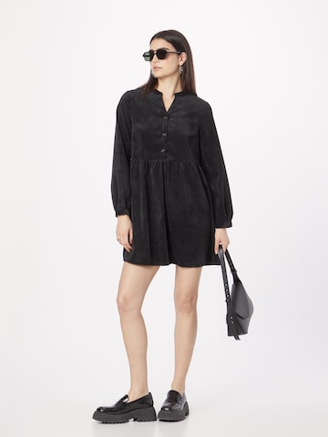 Robe-chemise 'Nicky' ABOUT YOU en noir