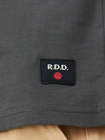 Tricou 'Dan' de la R.D.D. ROYAL DENIM DIVISION pe gri