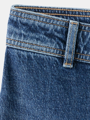 MANGO Ohlapna forma Kavbojke 'CATHERIN' | modra barva