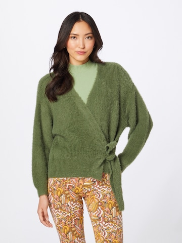 Dorothy Perkins Knit Cardigan in Green: front