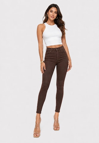 Elara Skinny Jeans in Brown
