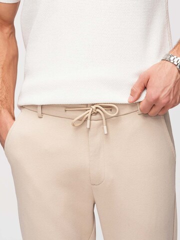 Tapered Pantaloni di Ombre in beige