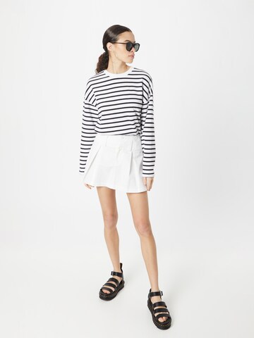 NLY by Nelly Sweatshirt in Weiß