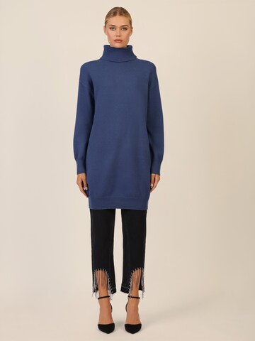 APART Knitted dress in Blue