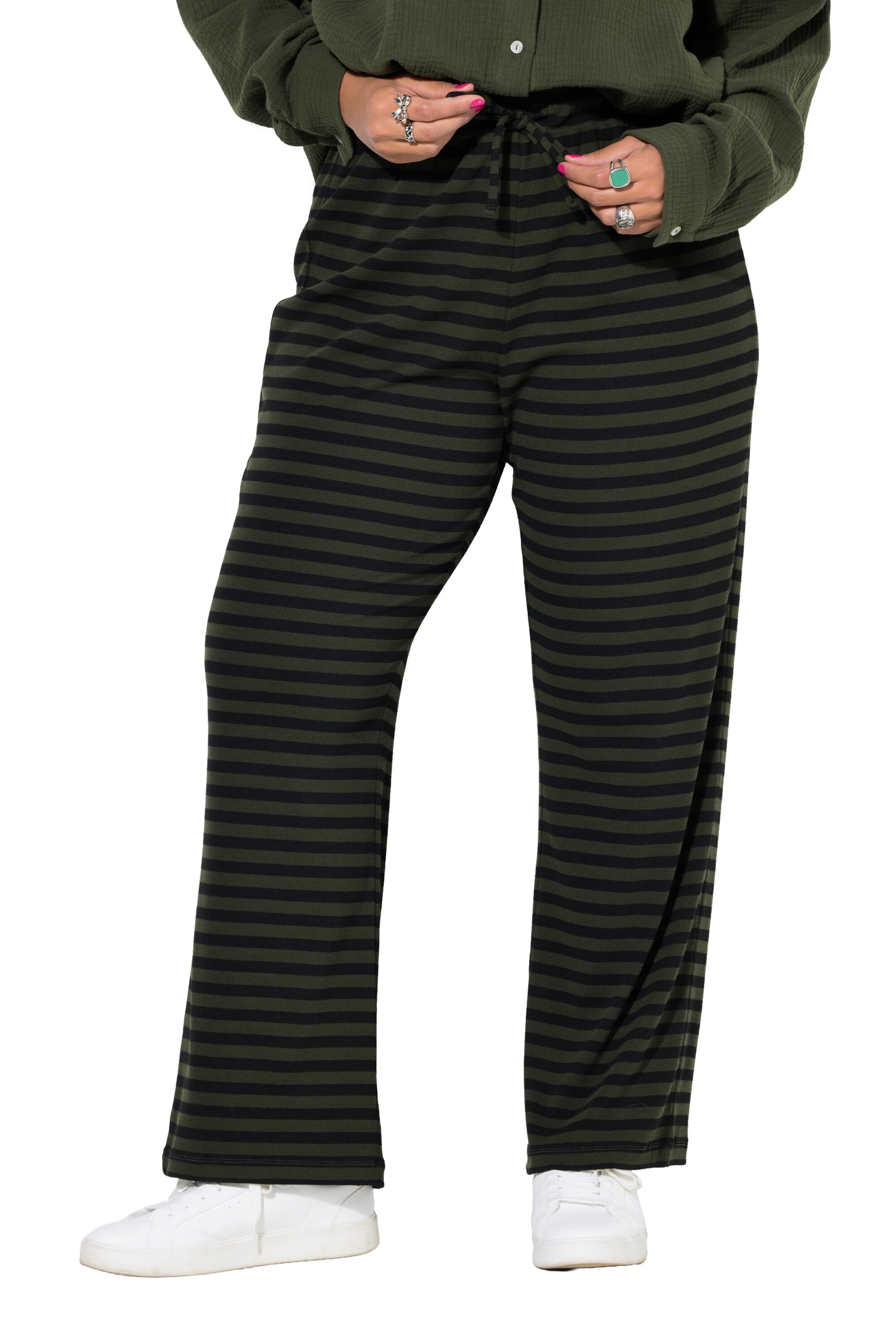 Studio Untold Wide leg Broek in Groen: voorkant