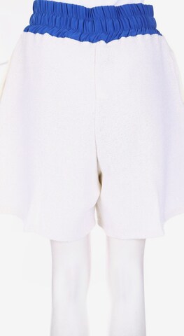 Revise Shorts in S in White
