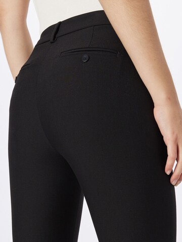 Regular Pantalon à plis 'PATATA' Weekend Max Mara en noir