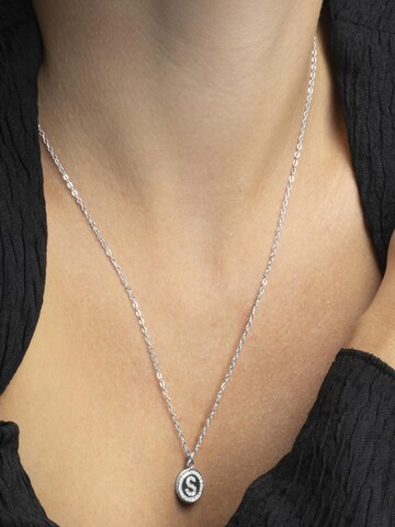 Luxenter Kette 'Alphabet'‌‌‌‌‌‌‌‌‌‌ in Weiß