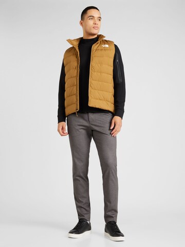 THE NORTH FACE Sportbodywarmer 'ACONCAGUA 3' in Bruin