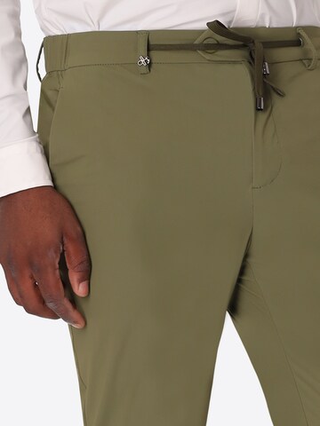 Regular Pantalon fonctionnel 'York High-Perform12 Active' Distretto12 en vert