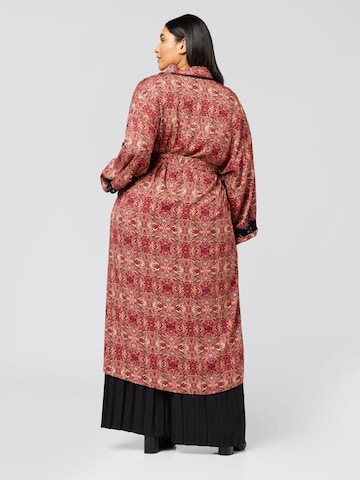 Guido Maria Kretschmer Curvy - Kimono 'Halina ' en rojo: atrás