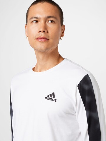 ADIDAS SPORTSWEAR Functioneel shirt 'Essentials Camo Print' in Wit